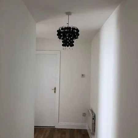 Beautiful 1-bed In Cork
