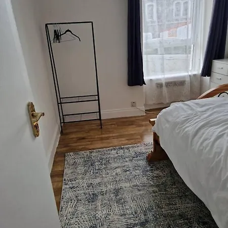 Beautiful 1-bed In Apartment