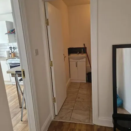 Beautiful 1-bed In *