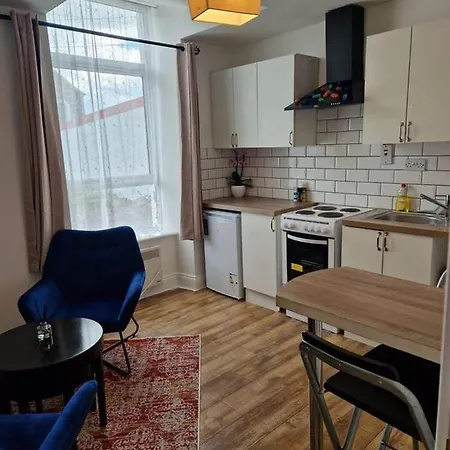 Apartment Beautiful 1-bed In