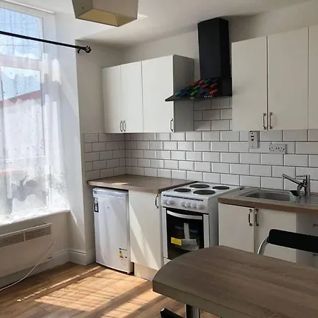 Beautiful 1-bed In *