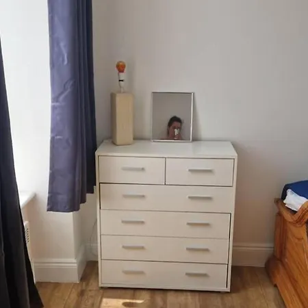Apartment Beautiful 1-bed In Cork