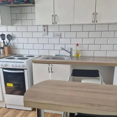 Beautiful 1-bed In Apartment