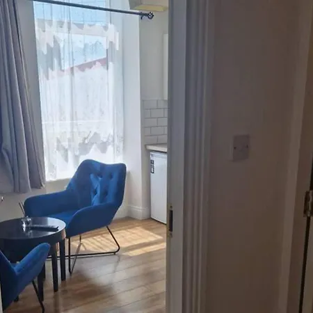 Apartment Beautiful 1-bed In *