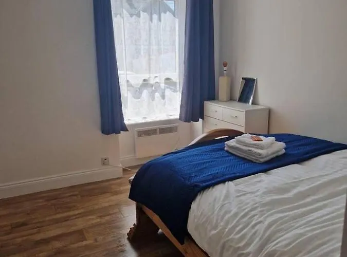 Beautiful 1-bed In Apartament Cork